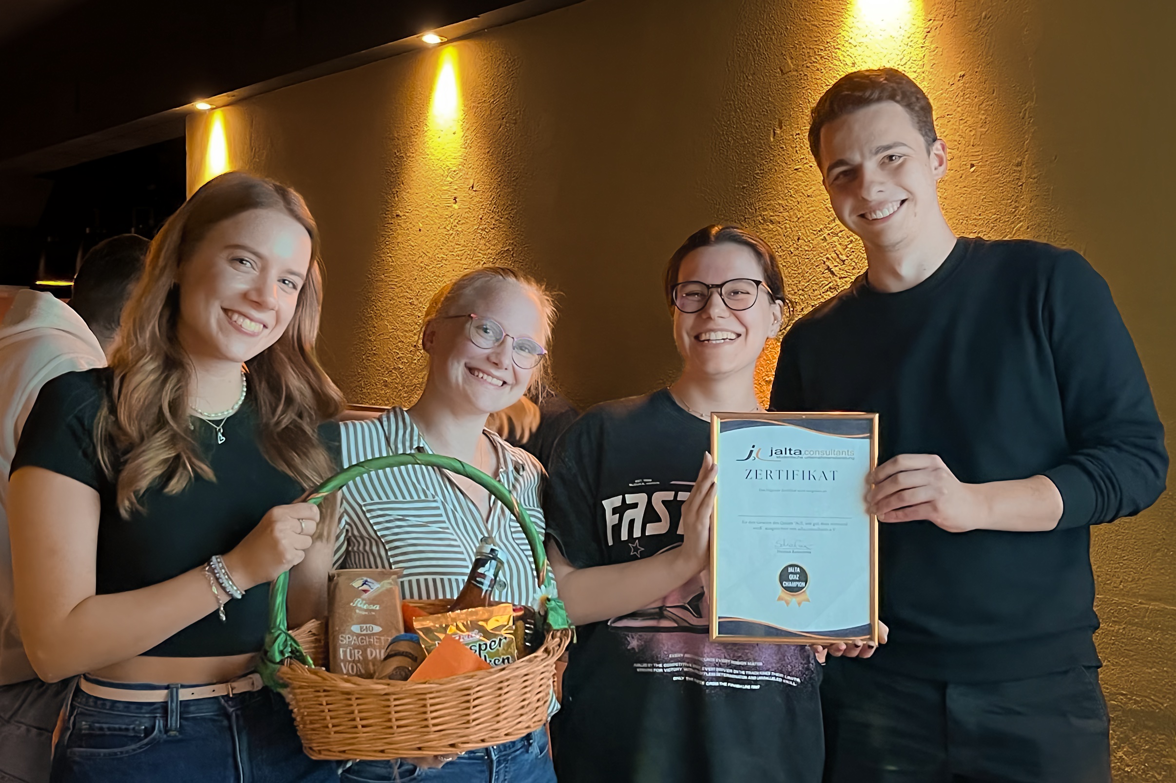 Quizabend mit Bühne8 – Theater trifft Studium